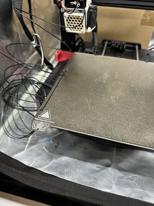 Продам 3D-принтер Creality Ender-3 V3 SE + допи