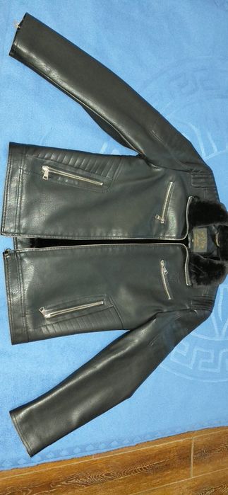 Шкіряна зимова чоловіча куртка