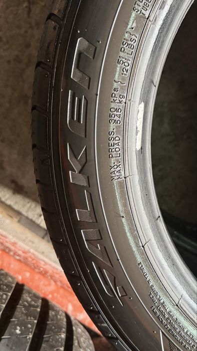 Pneus 195/55r16 Falken Sincera SN250 com 75% de piso