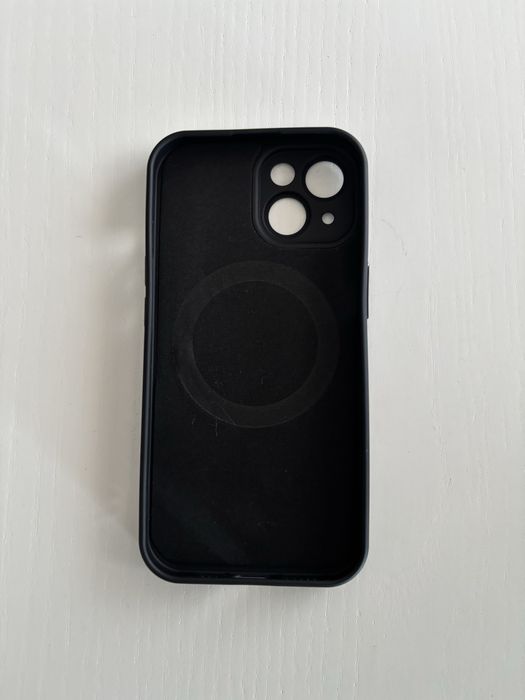 Capa preta IPhone 15