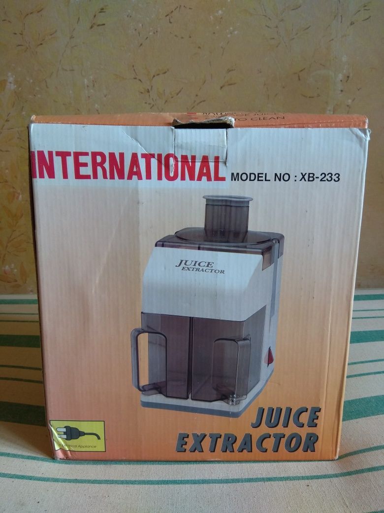 Новая соковыжималка Juice Extractor