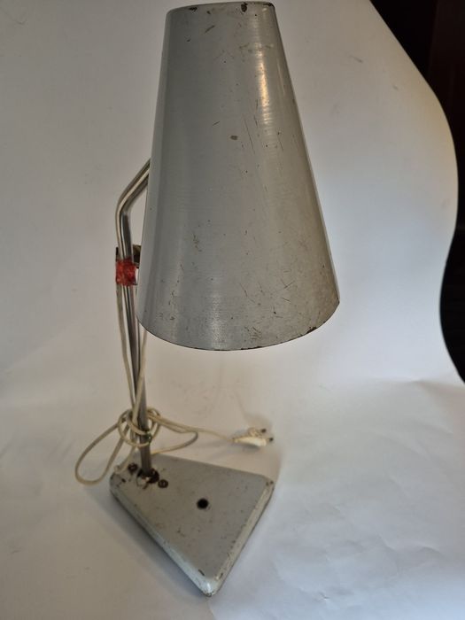 Stara lampka metalowa prl