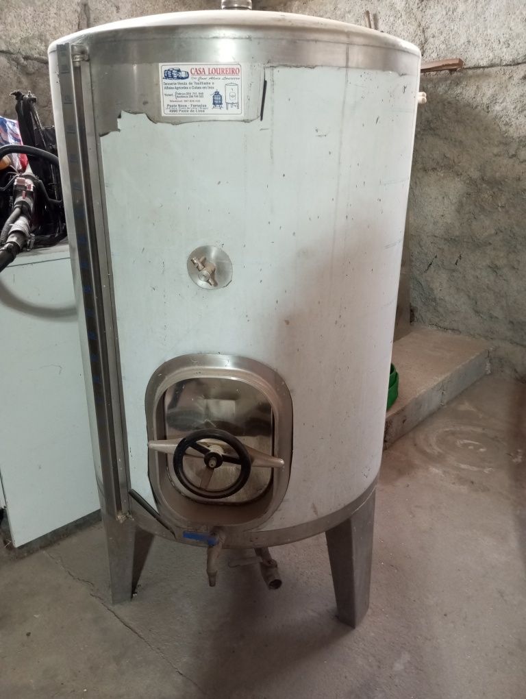 Cuba inox  550L bon estado