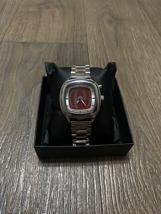 Годинник, Fossil big tic