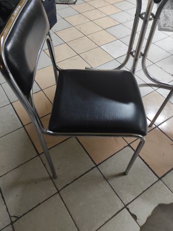 Krzesło chrom stolik