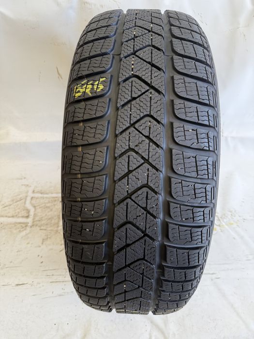 215/60/16 Pirelli Sottozero 3 95H 2023R (666)