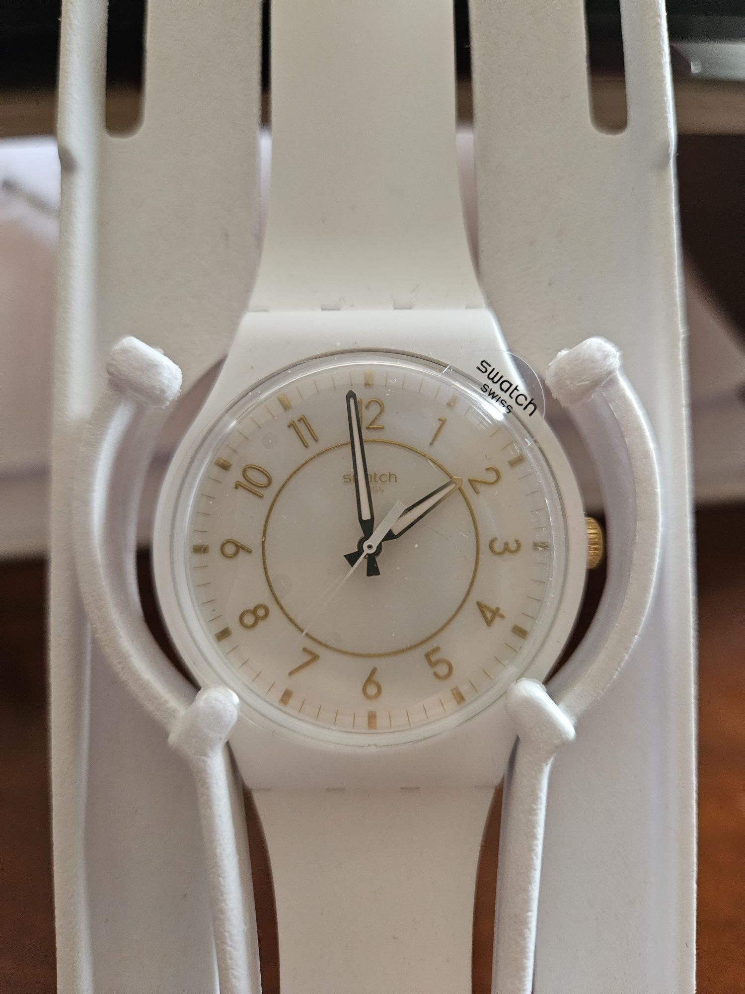 SWATCH  mod CHIC PAY