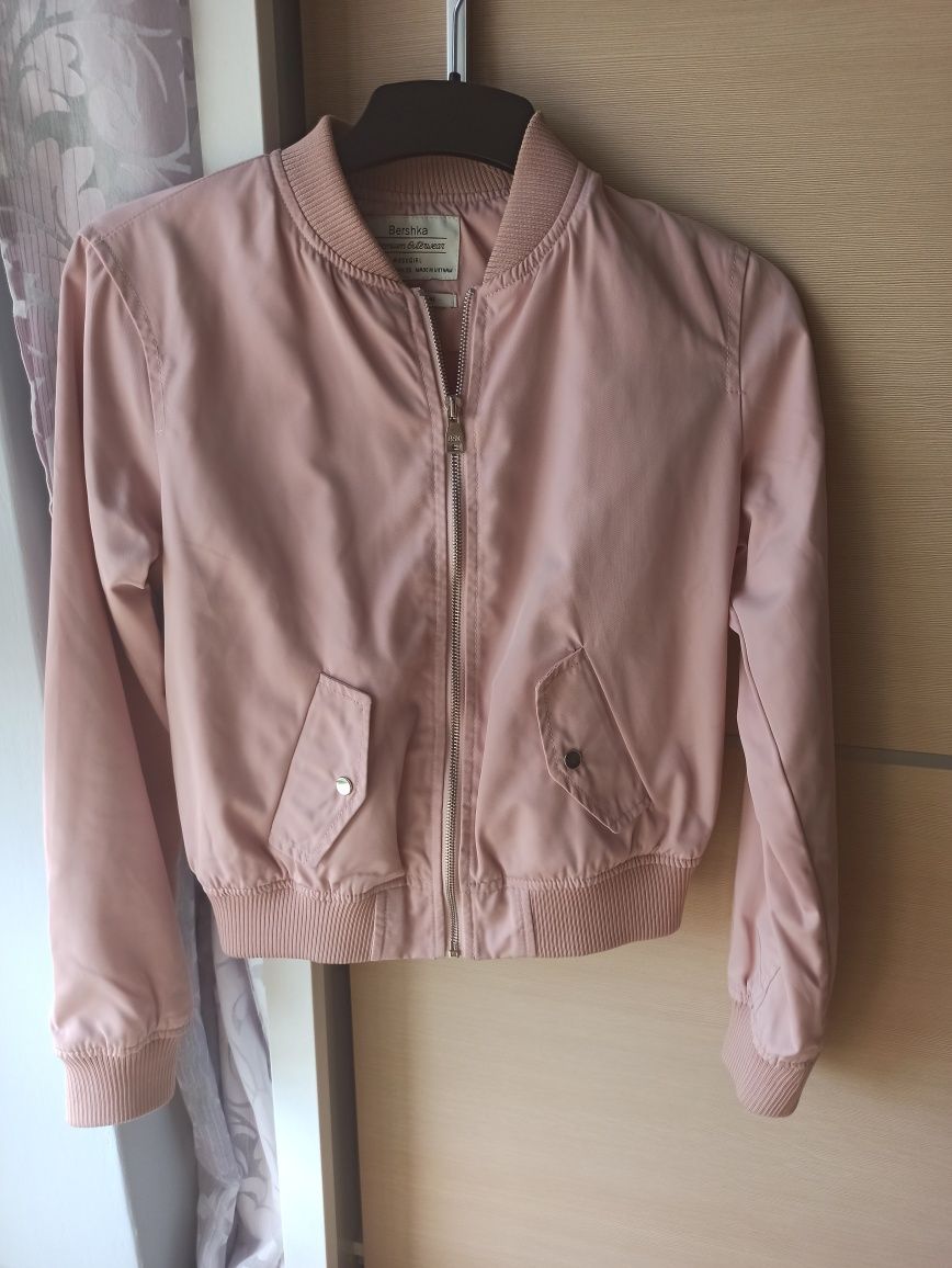 Kurtka bomber Bershka