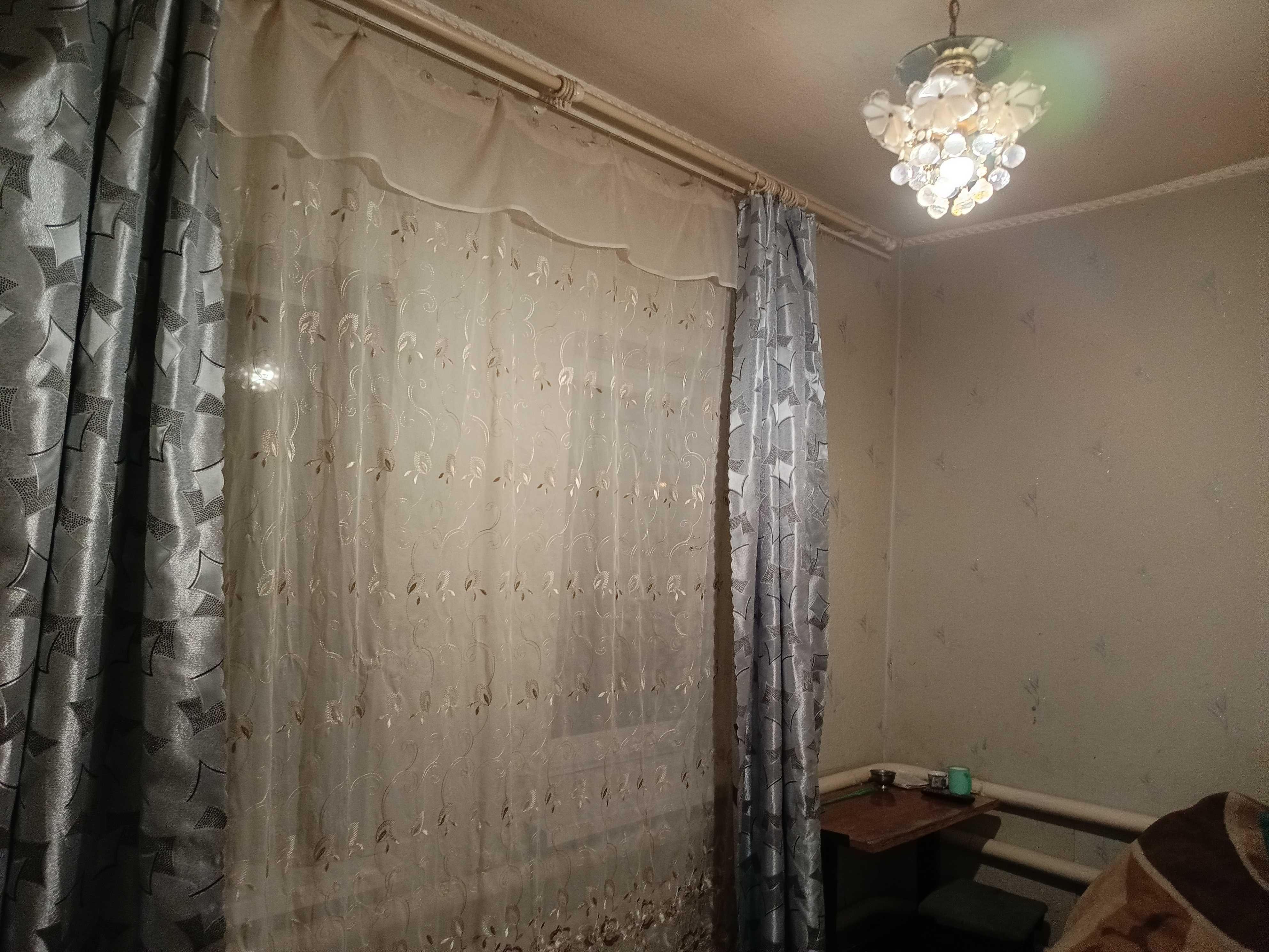 Продаю добротный кирпичный дом гМерефа возле соснового бора 26 соток.