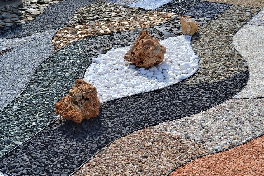 Bianco Carrara - kamień ogrodowy Włoski - grys biało-szary żwir