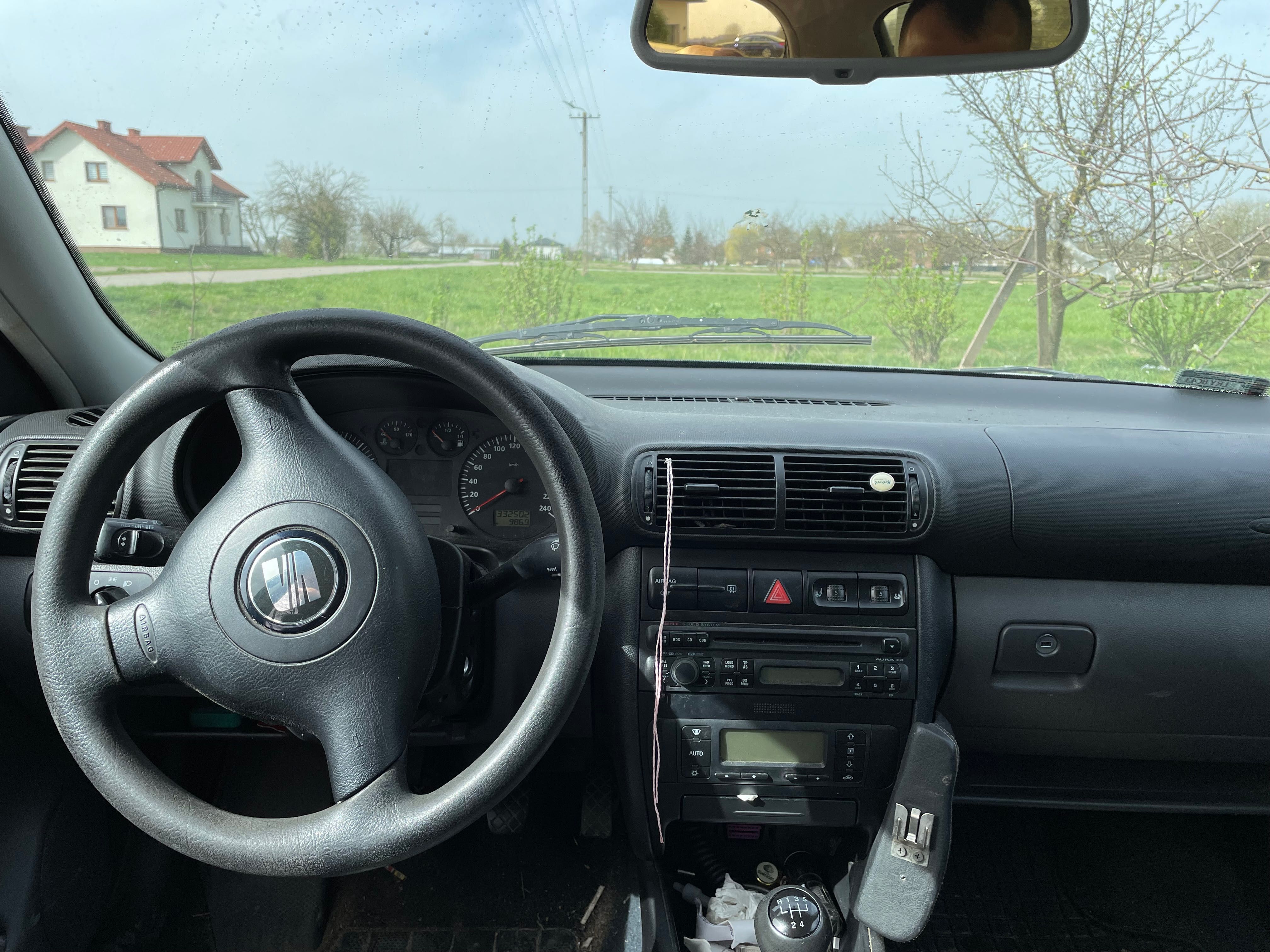 Leon 1,9 TDI zderzak, maska, drzwi, chłodnice itp Kolor LS7N
