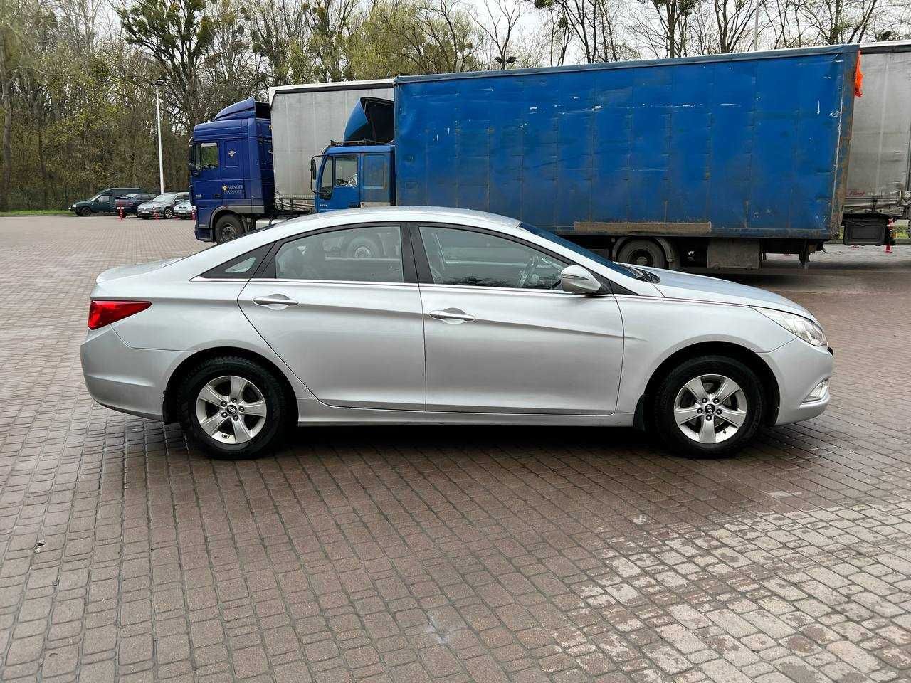 Аренда авто ДОЛГОСРОЧНО Hyundai Sonata 3700грн KIA K5 14г под ВЫКУП