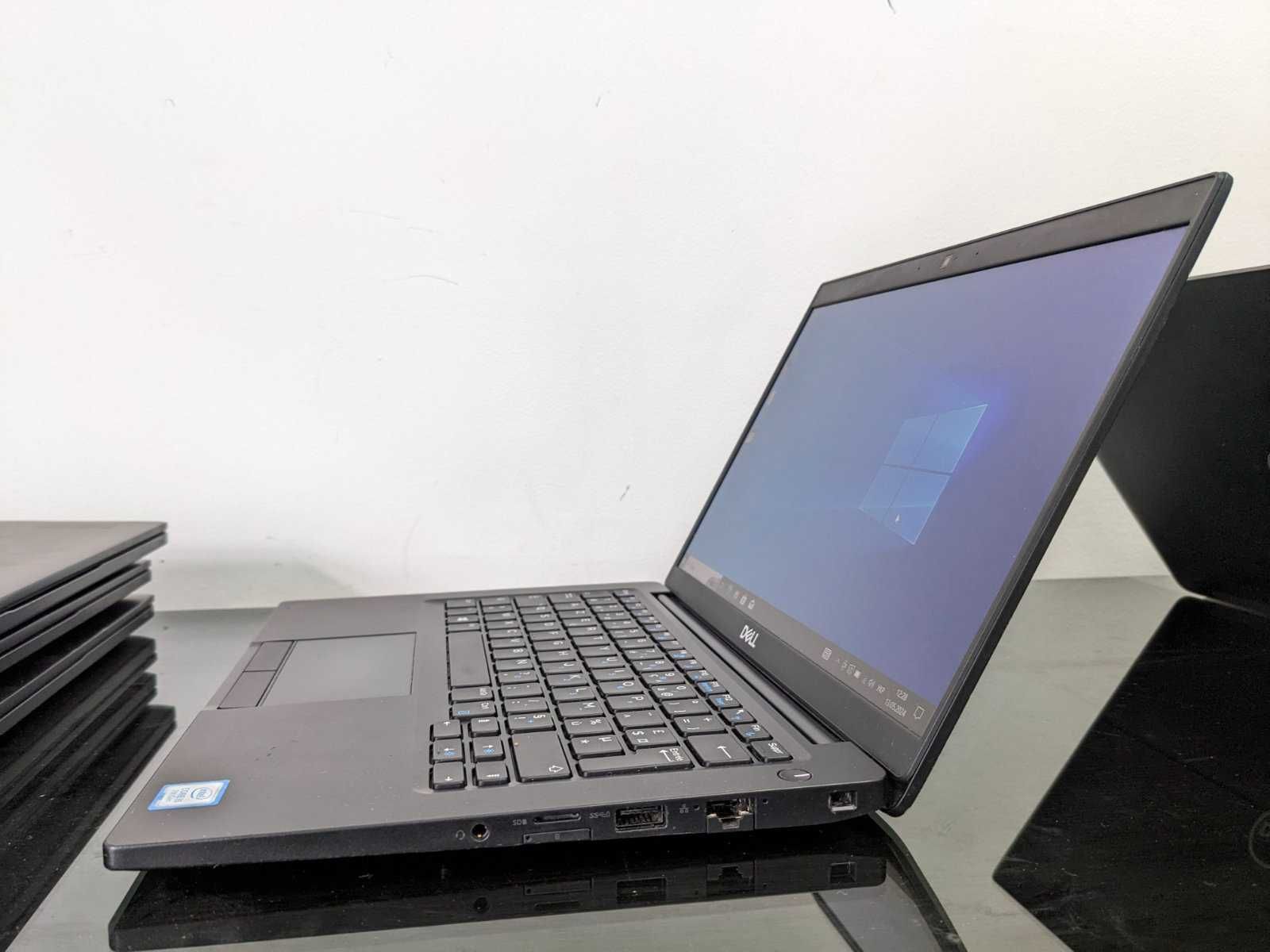 Тонкий ноутбук - Dell Latitude E7390 - Чудова ціна, нижче не буде