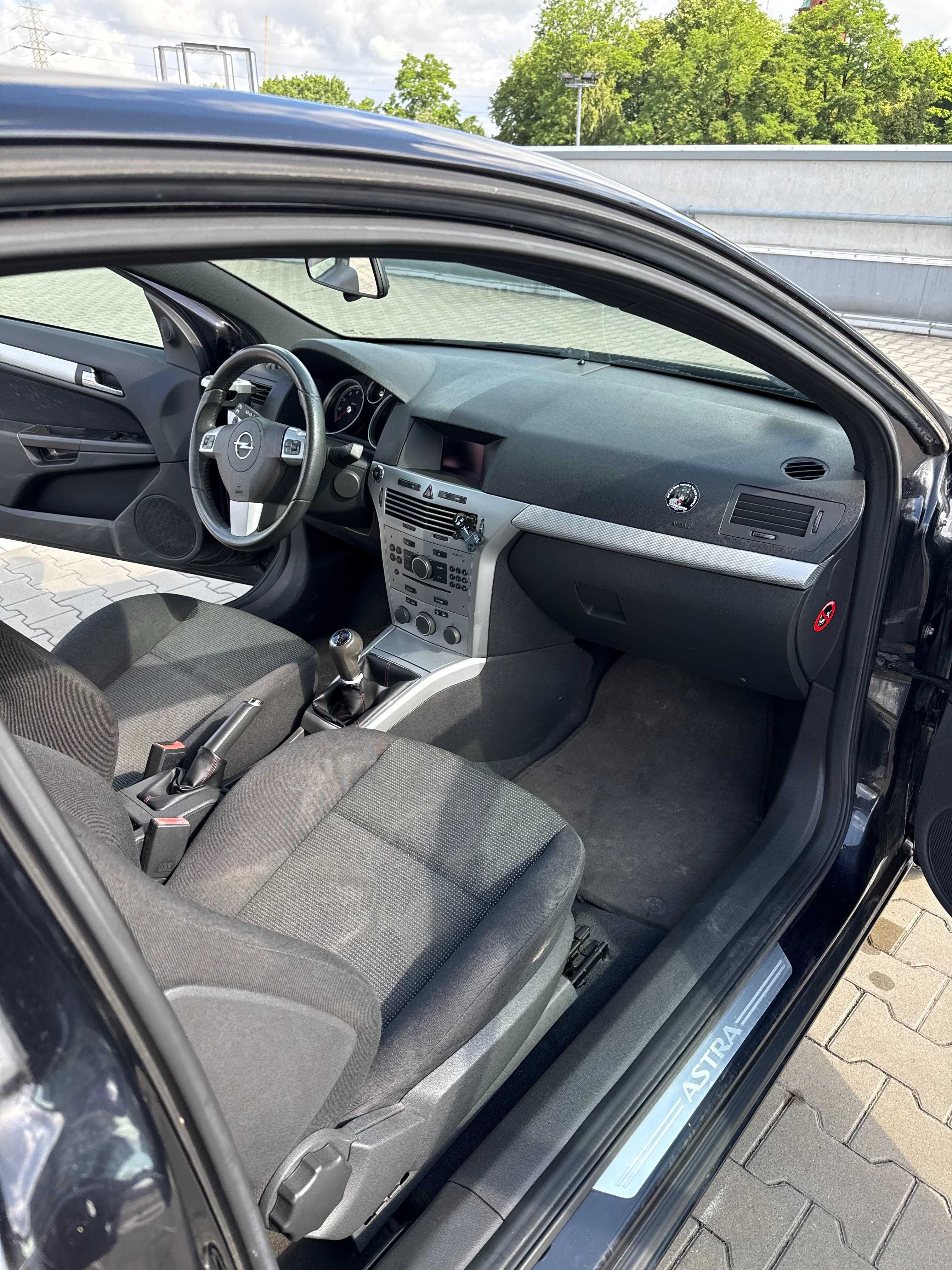 Opel Astra Opel Astra H GTC 2.0 Turbo + LPG 2005r