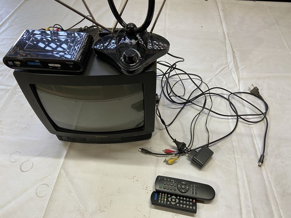 телевізор Shivaki + Т2 Digital