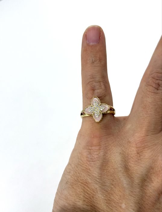 Złoty pierścionek rozmiar 17