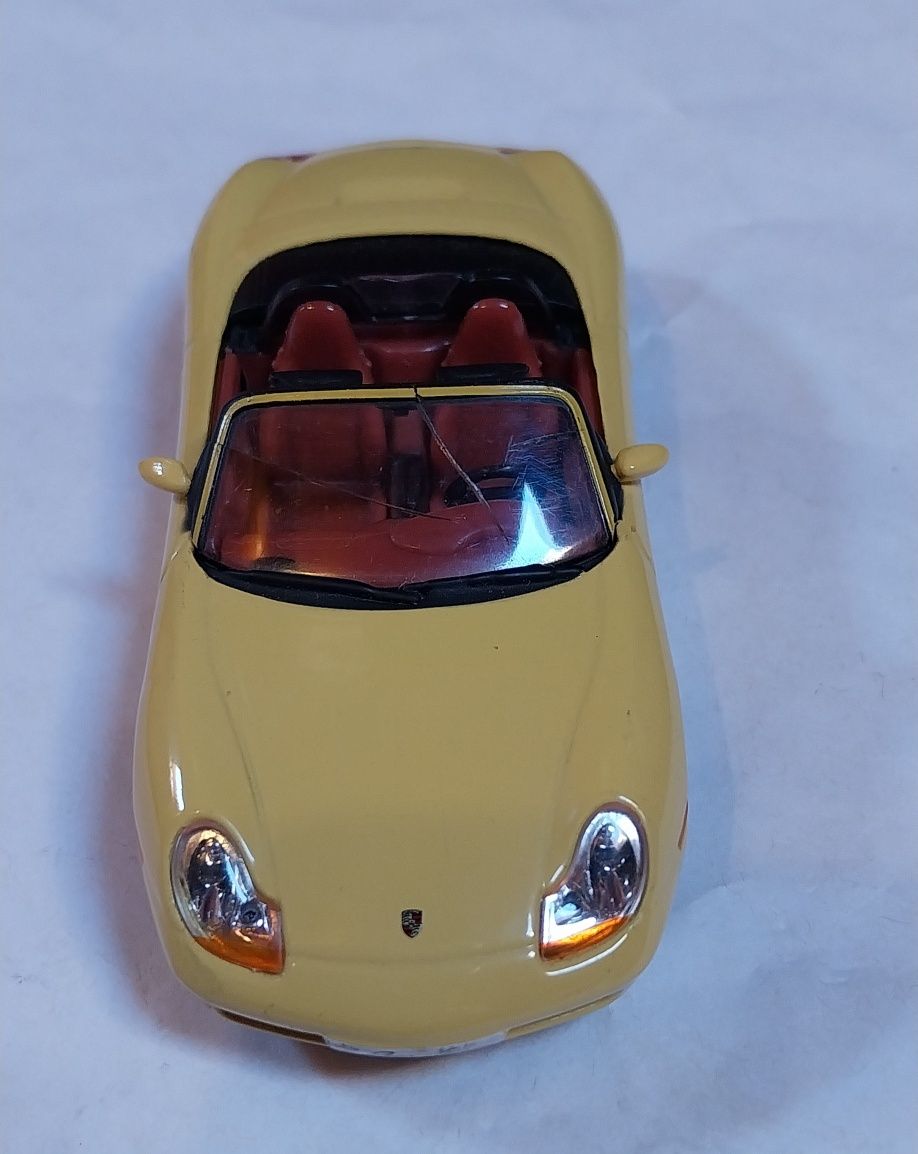 Miniatura Porsche Boxster em escala 1/43
