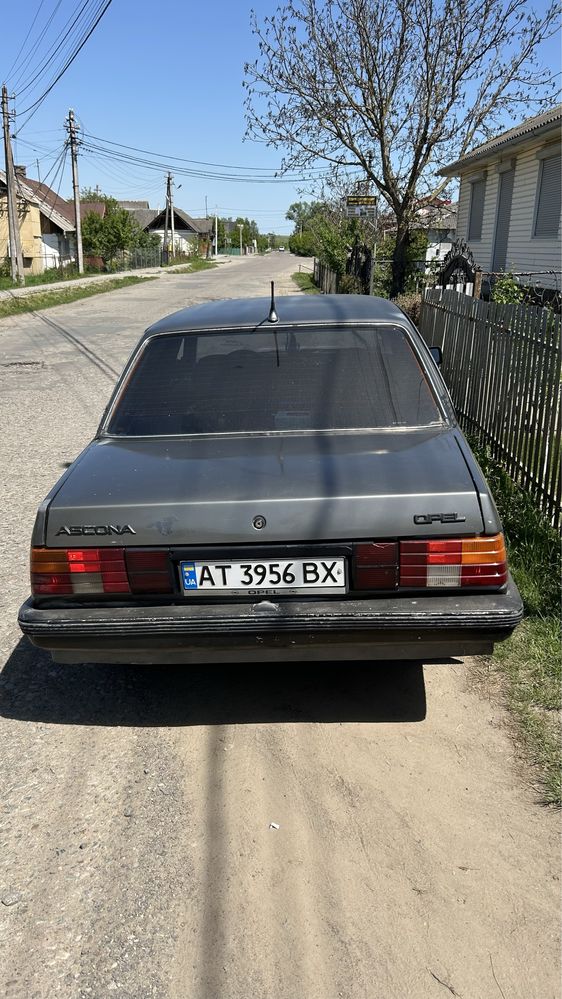 Opel Ascona 1987