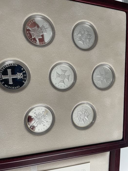 symbole i odznaczenia panstwowe ordery i odznaczenia Państwowe