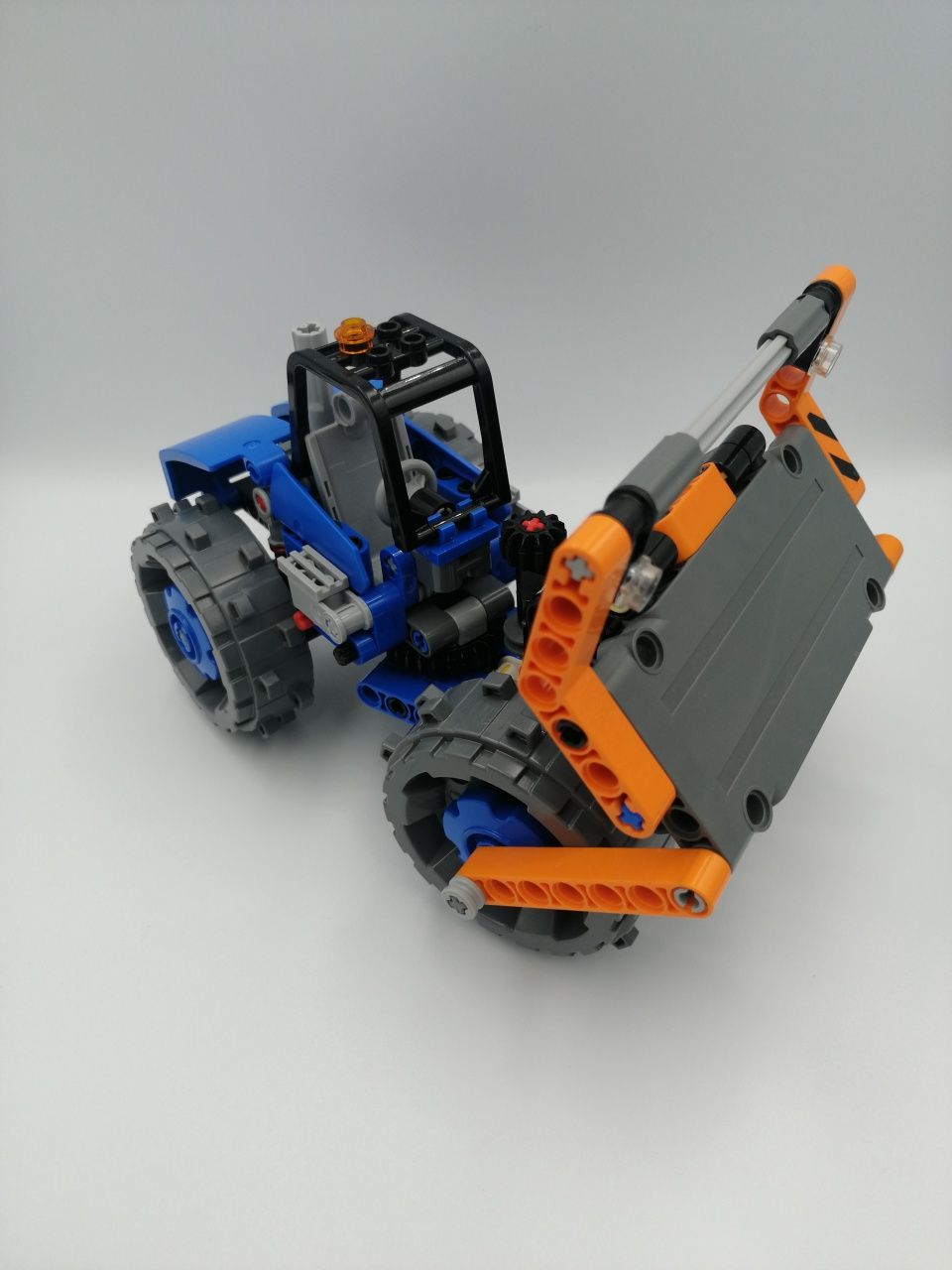 lego technic 42071