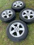 Vw T5 felgi aluminiowe 16” z oponami calosezonowymi klasa C