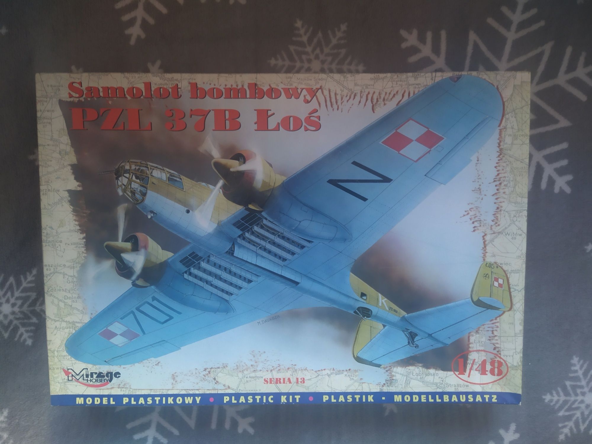 Model do sklejania wiernie odwzorowujący PZL.37 B/II ŁOŚ Samolot 1:48