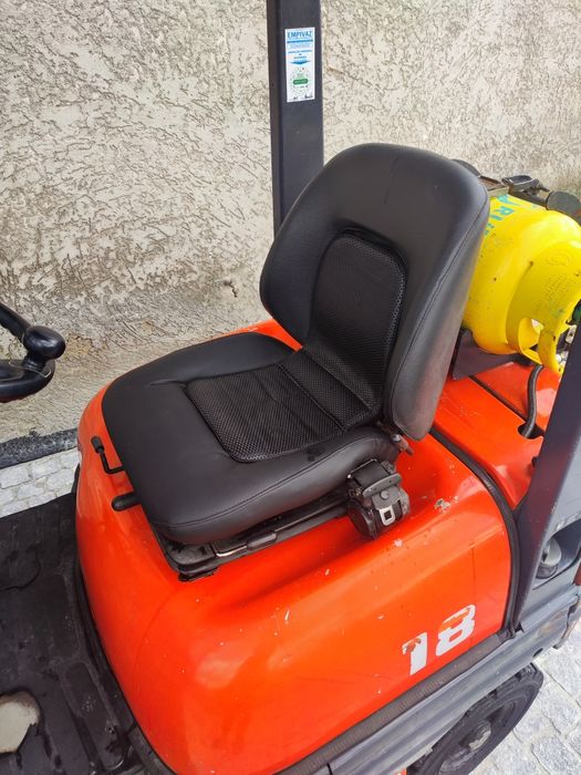 Empilhador Toyota gás 1800kg