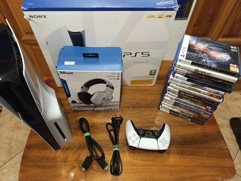Konsola Ps5 Slim Stan idealny + GRY + 2 Pad