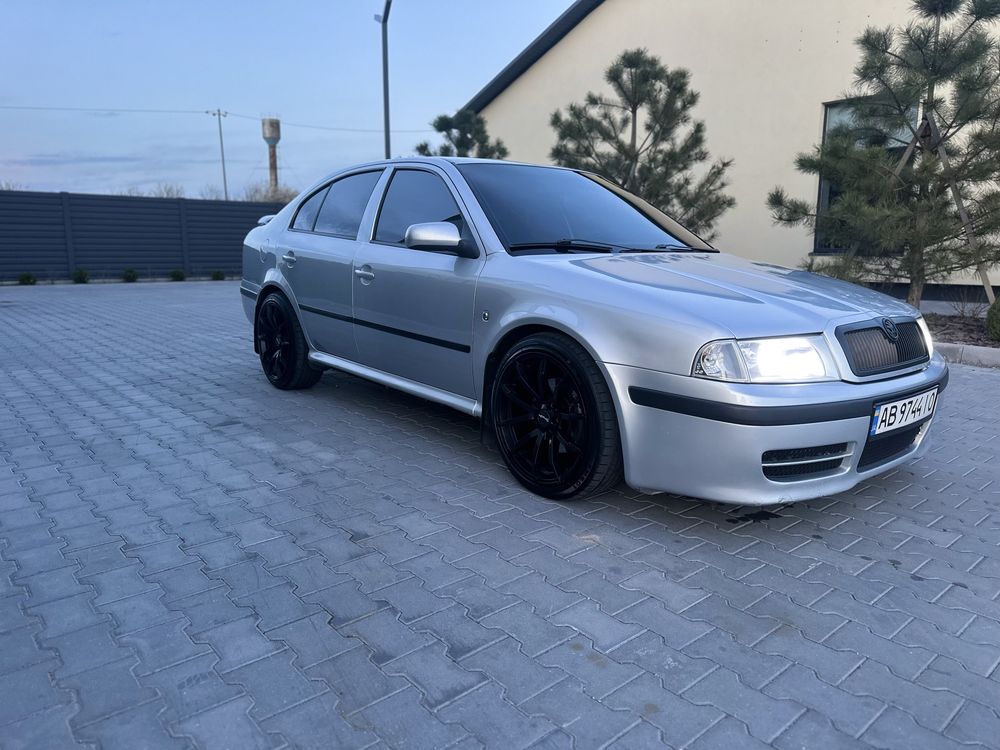Skoda Octavia Tour WTS