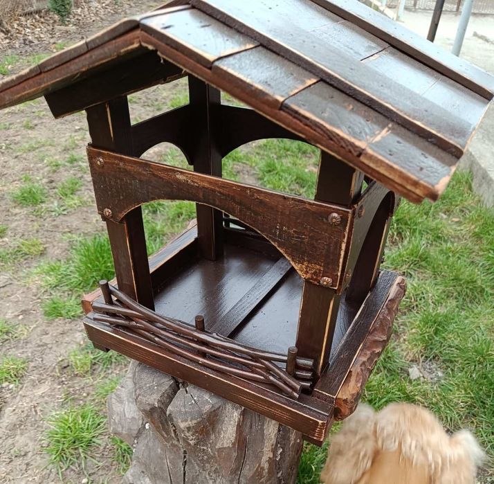 Годівниця для птахів