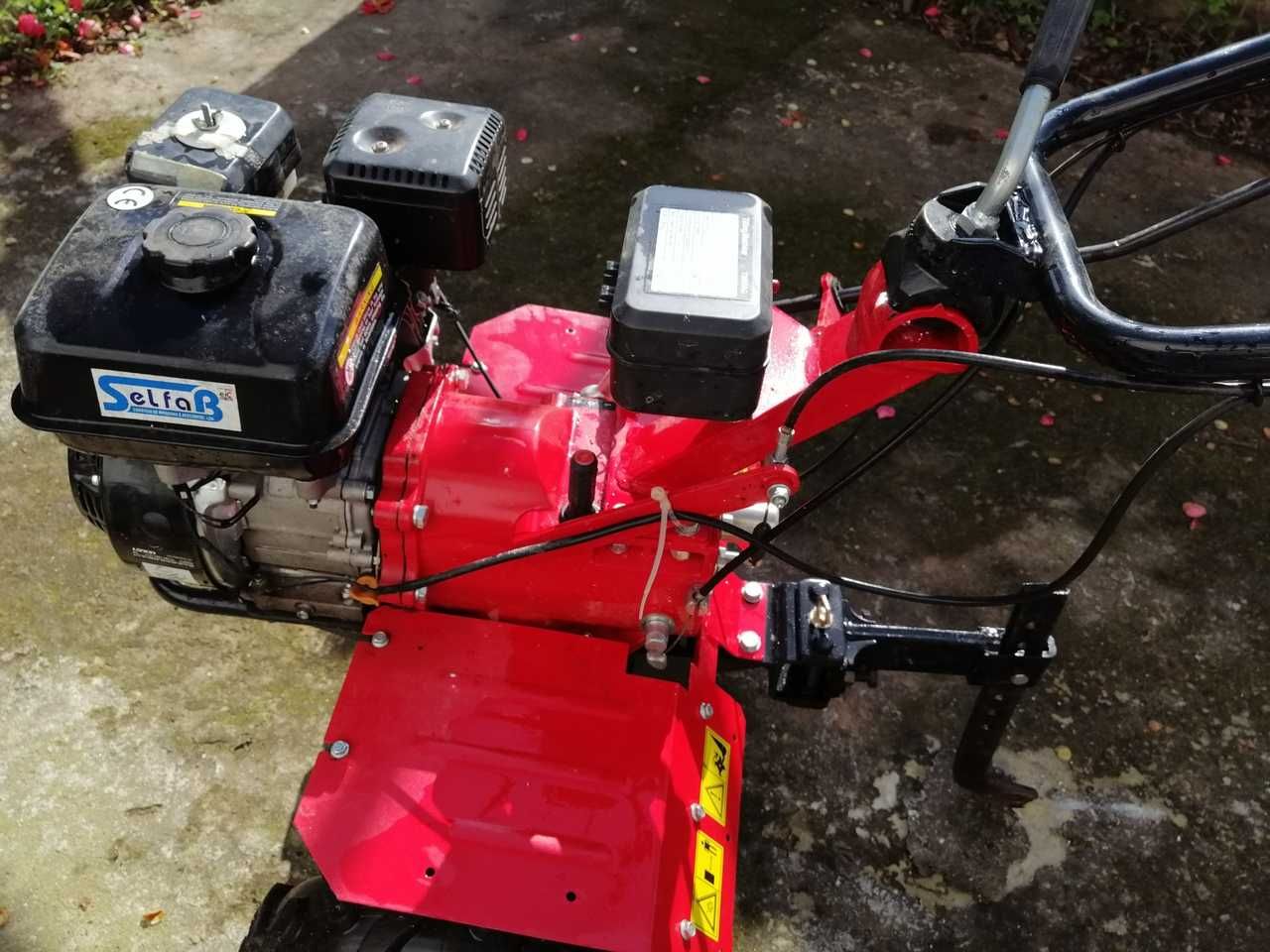 Vendo moto-cutivadora