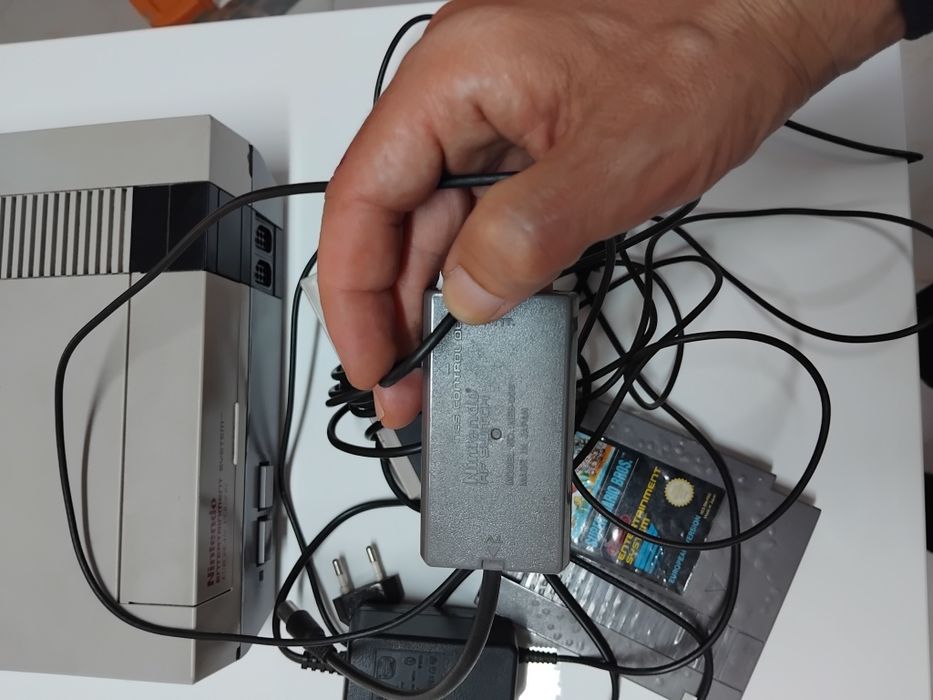 Nintendo NES Original +Comando+Cabos+Super Mario(Não testada)
