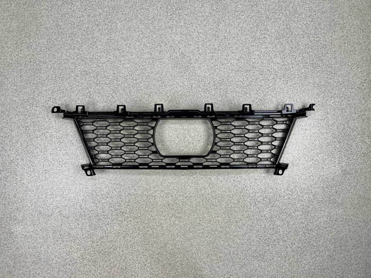 Решітка бампера центральна радар BMW 3 (G20/G21) M-pak 51118069368