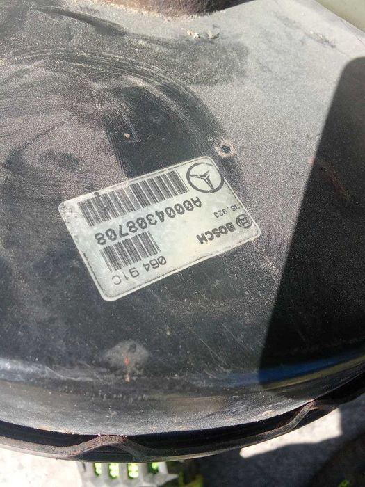 Головний гальмівний циліндр з вакуумом Sprinter 901