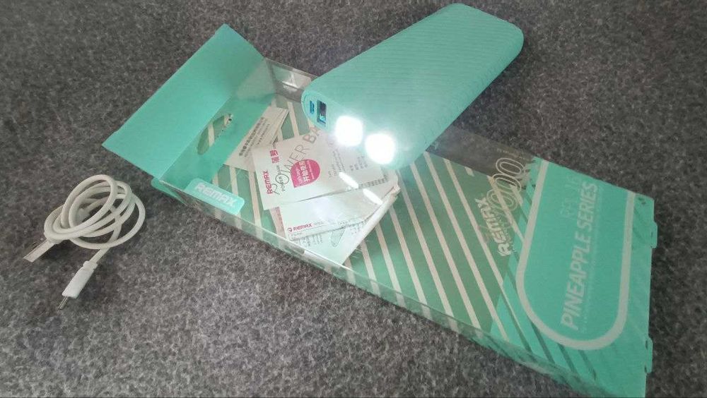 Павербанки Xiaomi 3 18w + Romoss 50W PPD20 для ноутбука + Remax