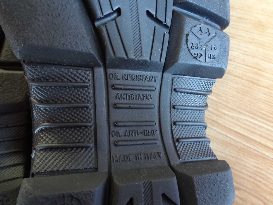 Buty robocze ochronne BHP podnoski