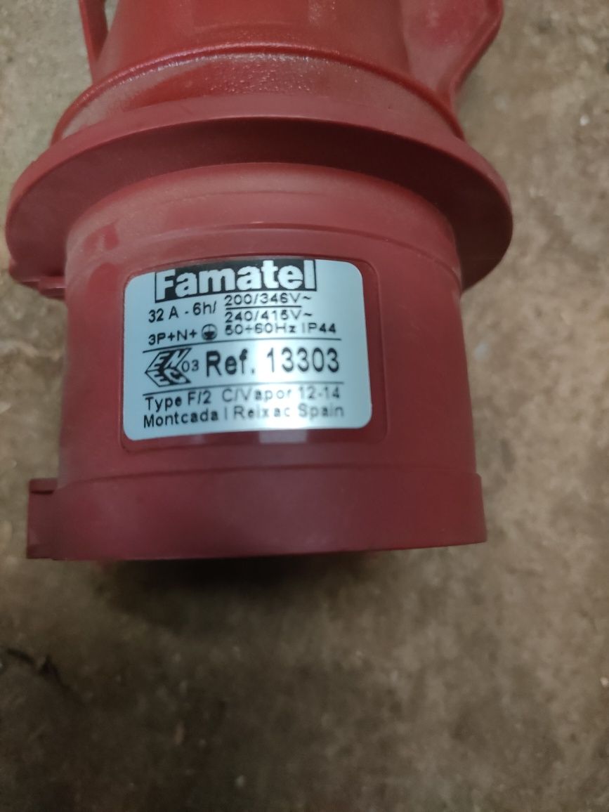 Wtyczka prosta Fematel 16A 400v