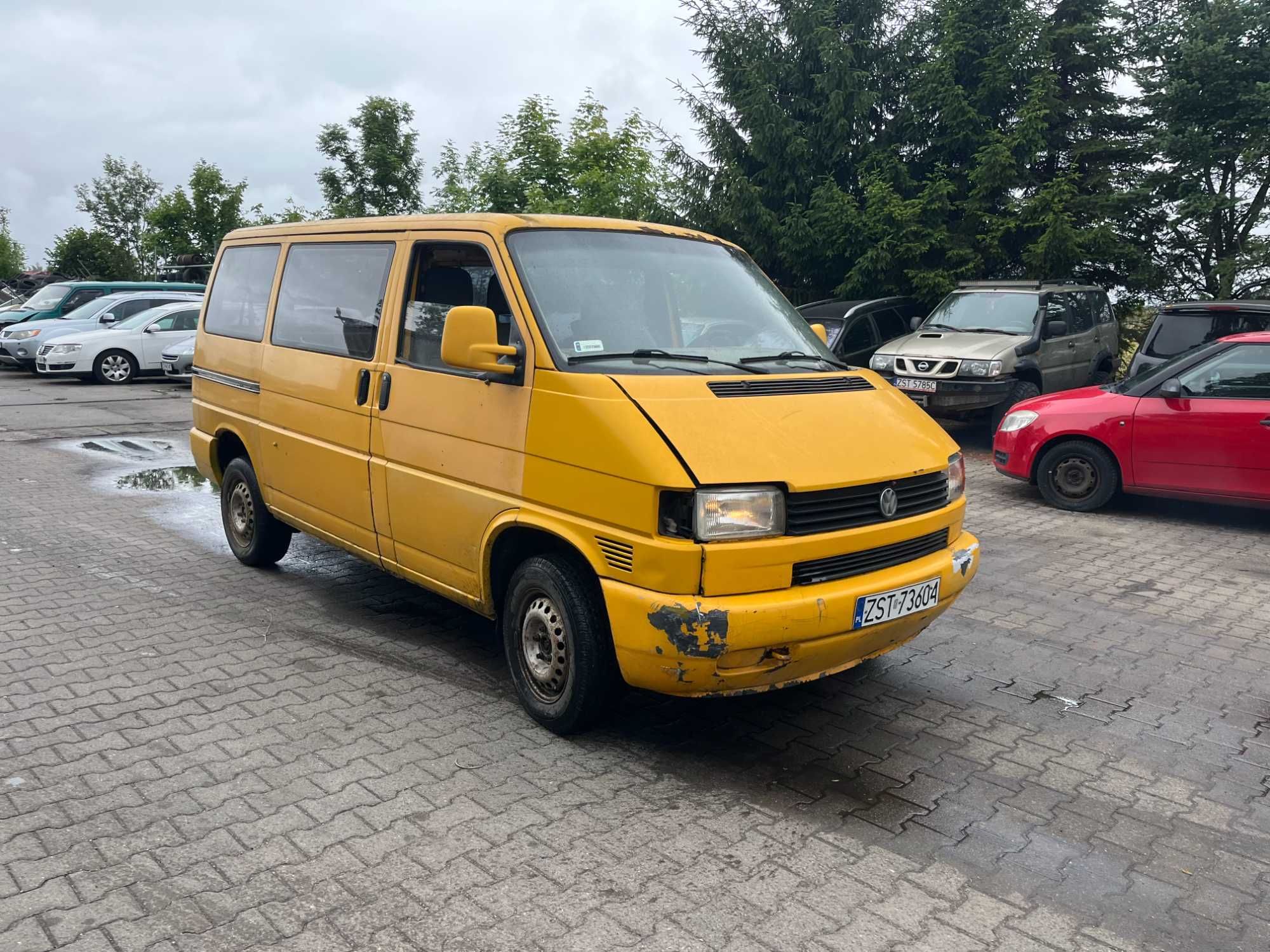 Volkswagen Transporter T4 2,5TDI, 9 osobowy