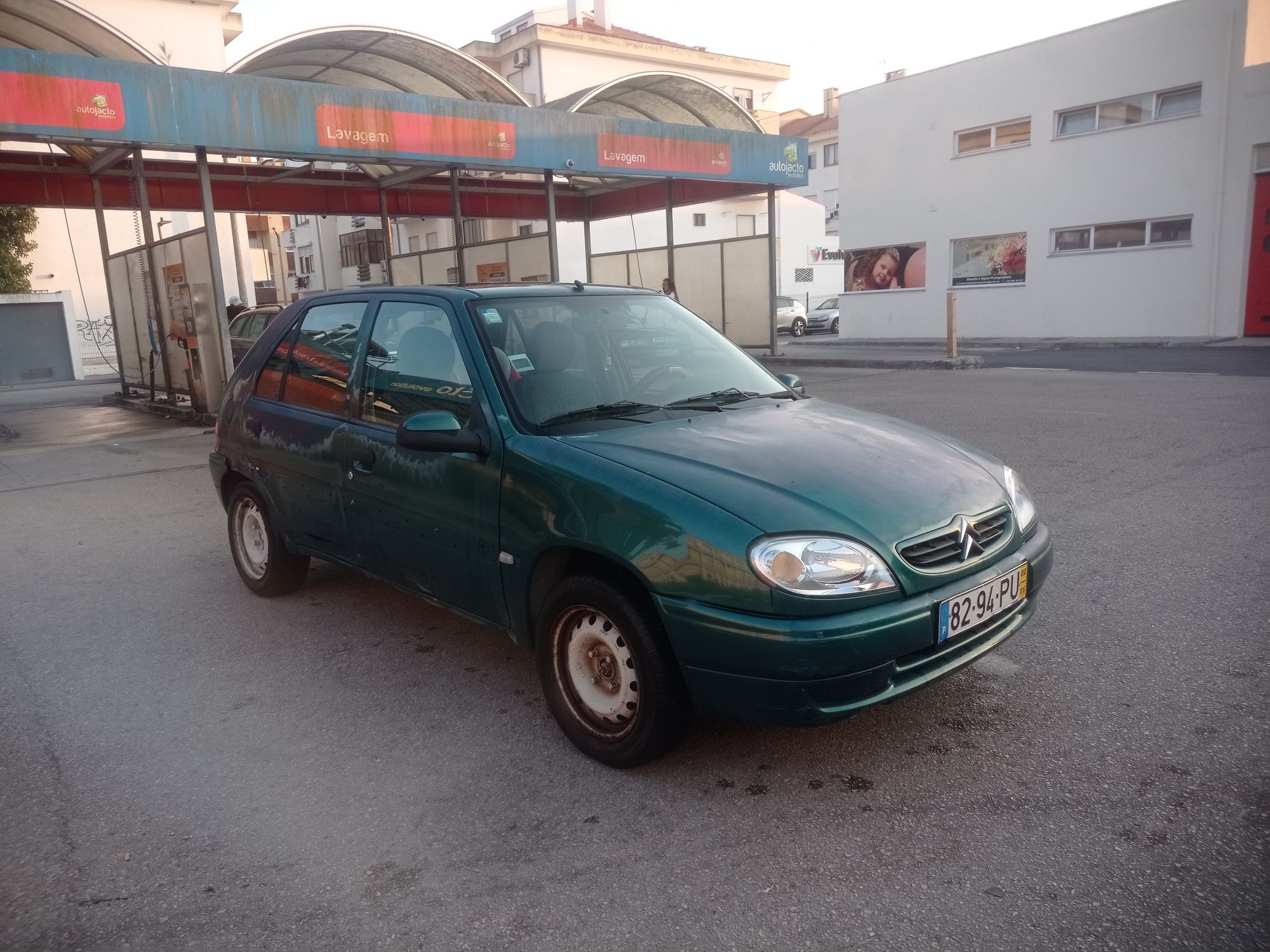 Carro Citroën Saxo