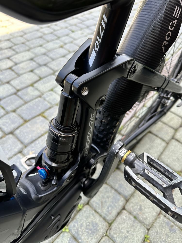 Rower elektryczny Scott e- spark 710 rama  M- 8600