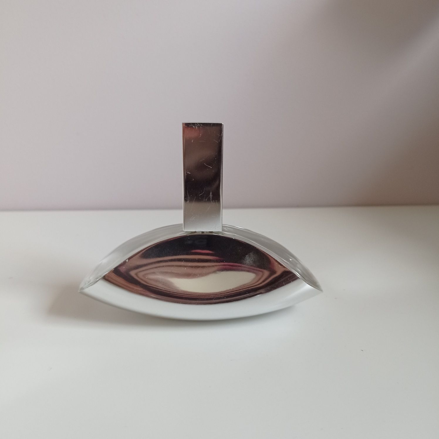 Pusty flakonik po perfumach Calvin Klein Euphoria