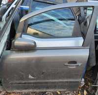 Opel Zafira B lewe przednie drzwi
