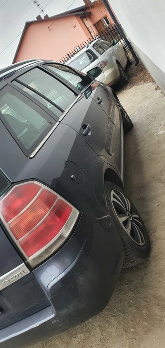 Silnik 1.9 cdti opel zafira b klima klimatyzacja super 7 osob