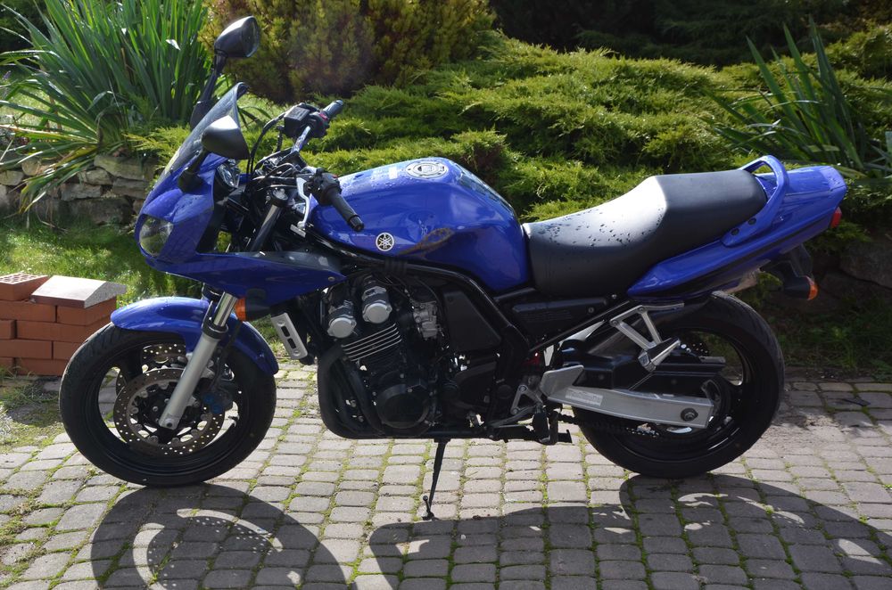 yamaha fzs600 rok 2003