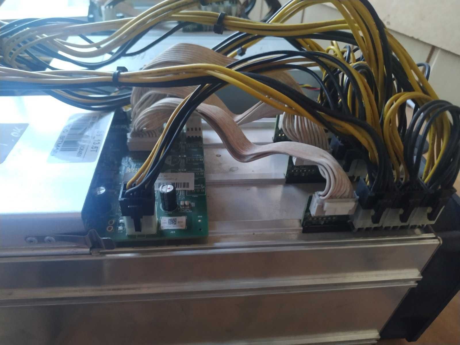 Биткоин Майнер - Asic Bitmain Antminer s9 13.5 TH - SHA 256