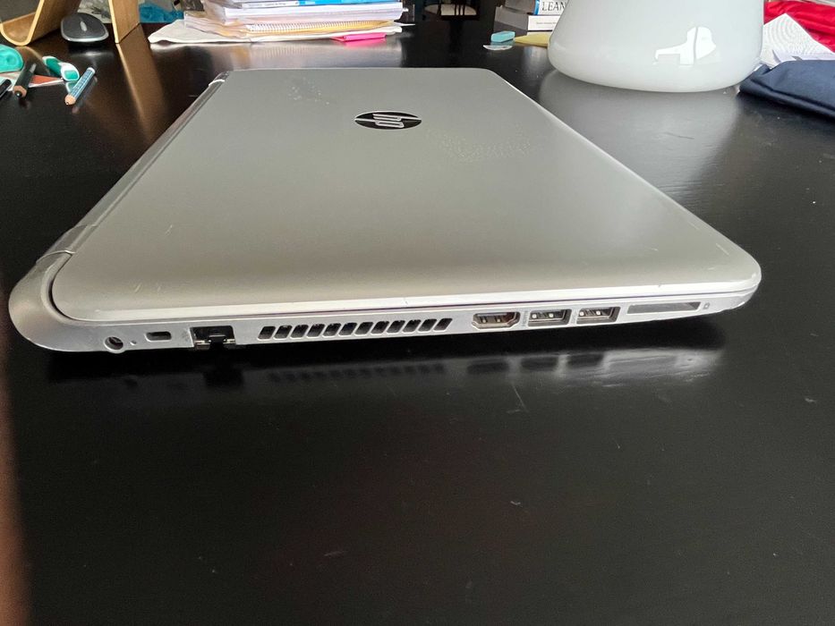 Portatil HP Pavilion 15-n206sp | i7 8GB |120GB SSD |Win10 Bateria Nova