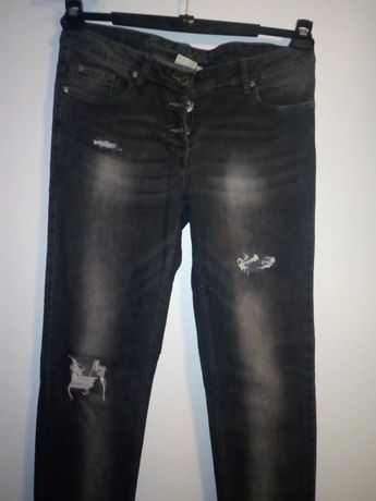 Szare spodnie jeansy z przetarciami / rozdarciami | 44