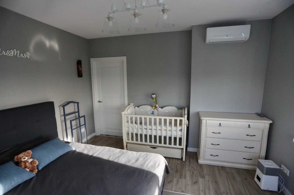 ГОЛОСІЇВСЬКИЙ р-н. СУЧАСНА 3кімнатна квартира 85м2. єОселя!