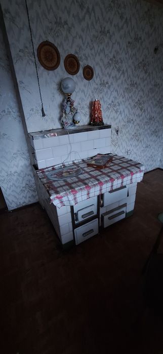 Piec kaflowy – stary, kompletny, do demontażu