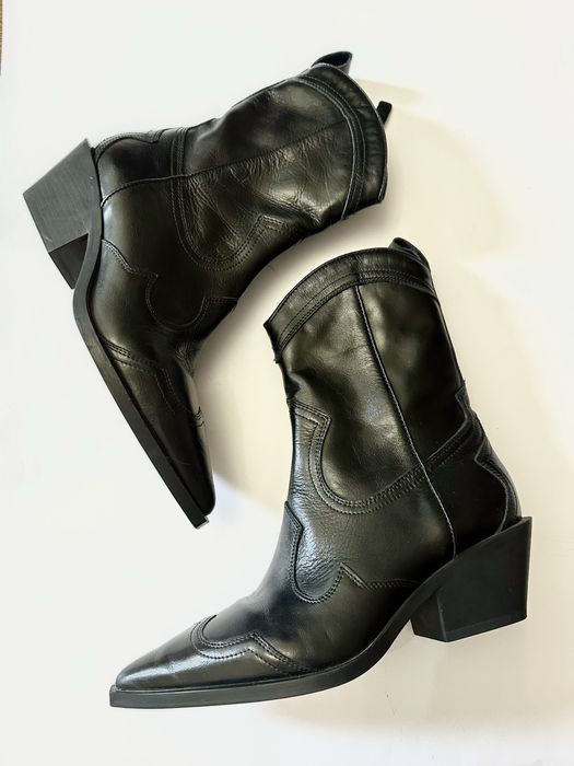 Ботинки козаки жіночі Zara